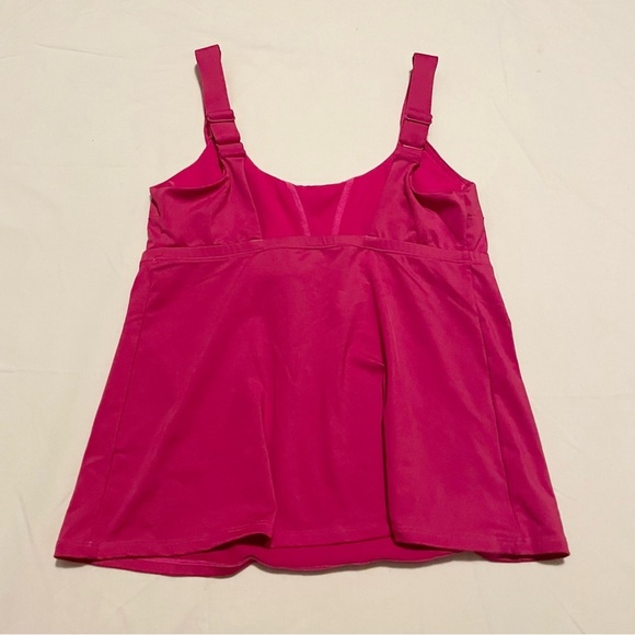 Nike Essential Scoopneck Tank Top Size Medium - Picture 6 of 15